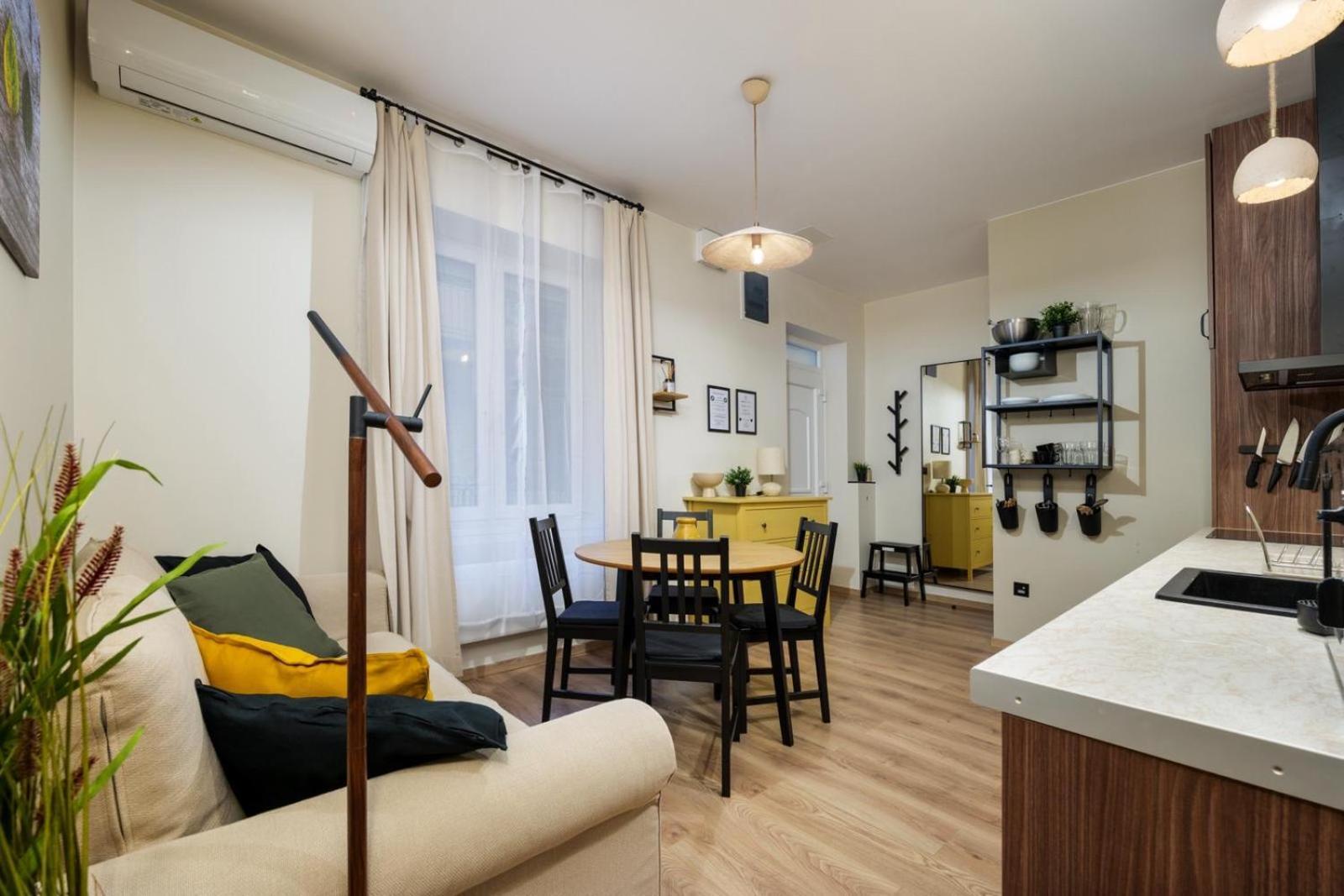 Secret Cave Premium Central Apartment Budapeste Exterior foto